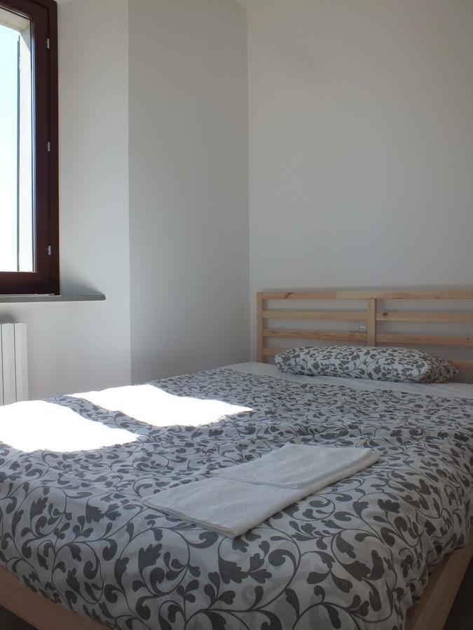 Bed and Breakfast Il Torrione Єзі Екстер'єр фото